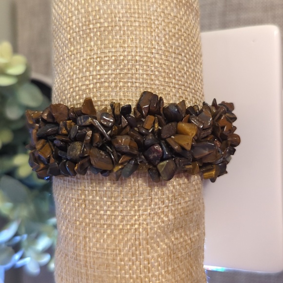 Tigers Eye Chips Stretch Bracelet - Picture 1 of 4